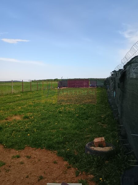 Teren cu constructie de vanzare in Urleta