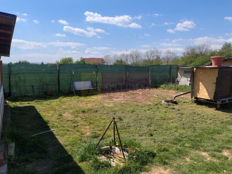 Teren cu constructie de vanzare in Urleta
